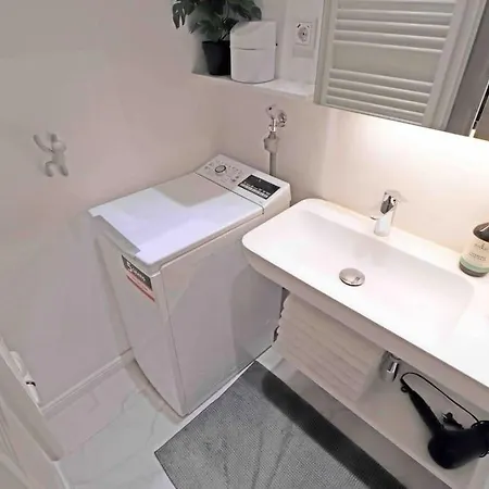 Smart Apt Mit Balkon Am Augarten Park Naehe Zentrum Wien Exterior foto