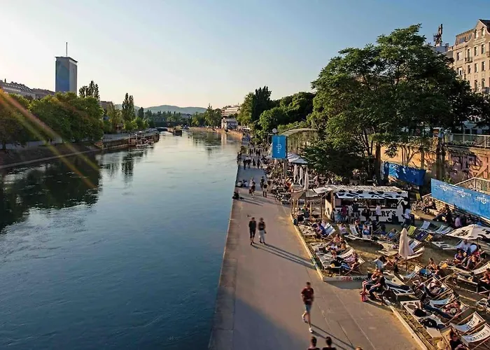 Smart Apt Mit Balkon Am Augarten Park Naehe Zentrum